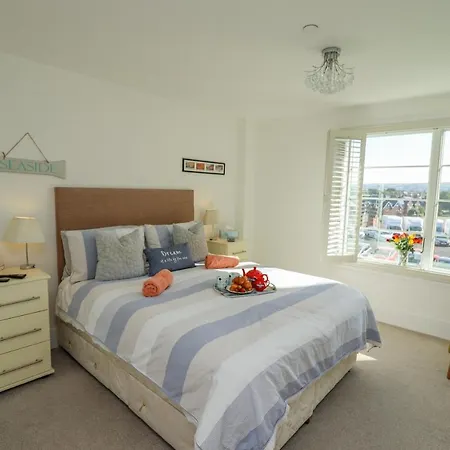 Above & Beyond וויטבי