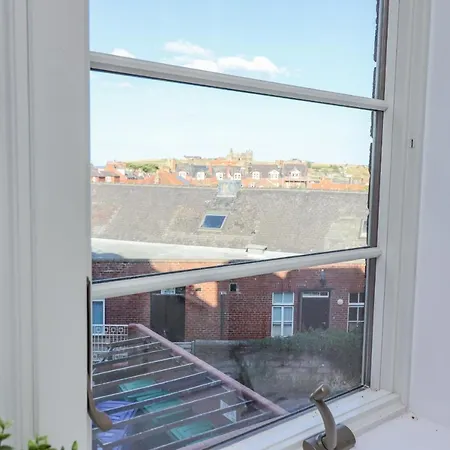 דירה Above & Beyond וויטבי