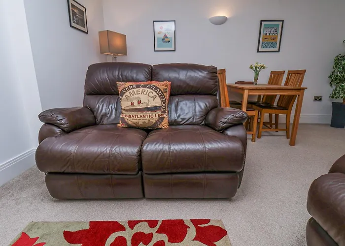 Above & Beyond Διαμέρισμα